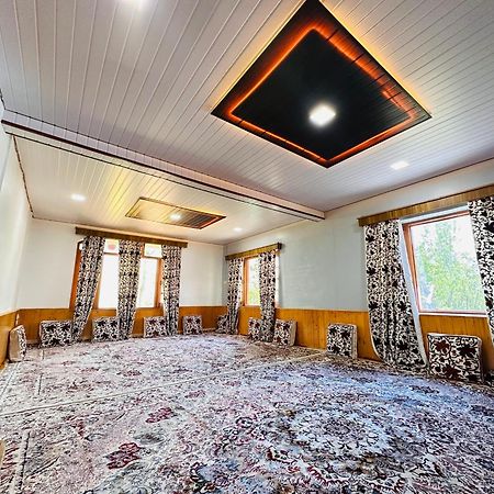 Sheen Homestay Gulmarg Exterior foto