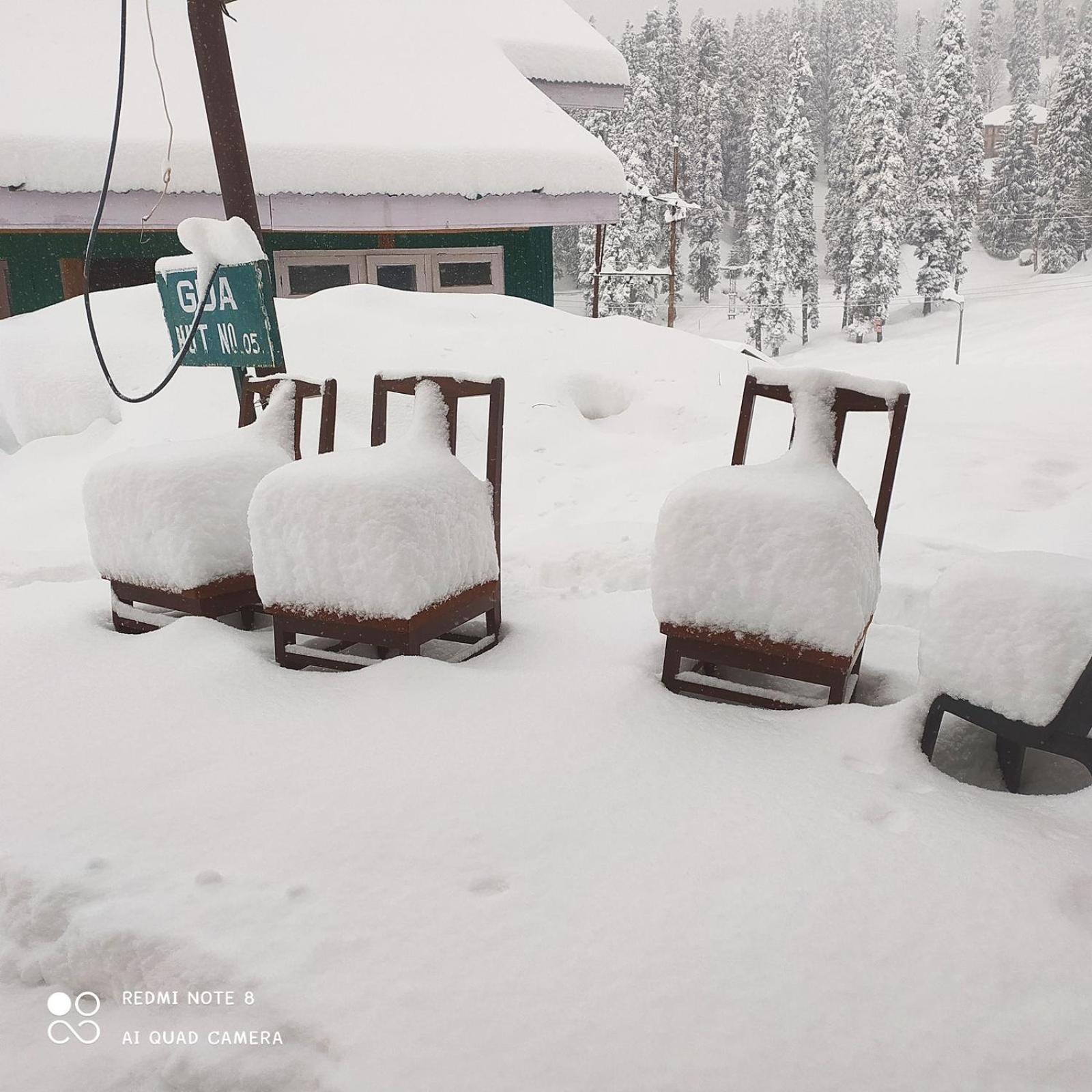 Sheen Homestay Gulmarg Exterior foto