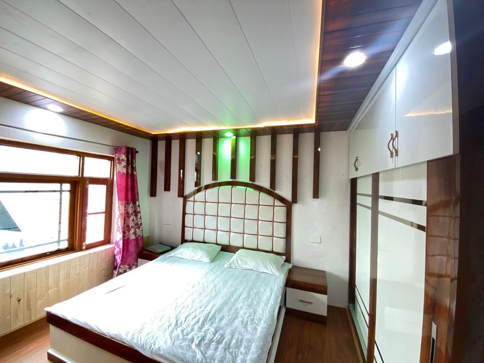 Sheen Homestay Gulmarg Exterior foto